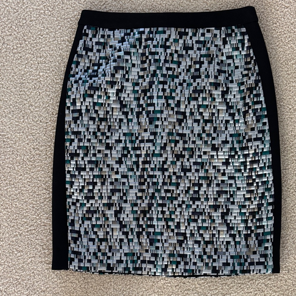 Hugo Boss Black and Silver Geometric Pencil Skirt